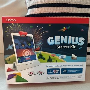 Brand NEW/ Never opened, OSMO Genius Starter Kit for use with iPad.